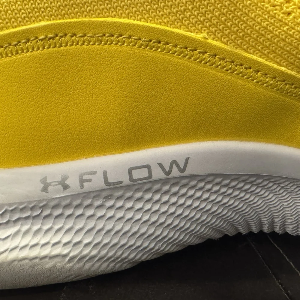 Under Armour Curry TB 8 Sneakers Men Size:12 Flow Smooth Butter Yellow